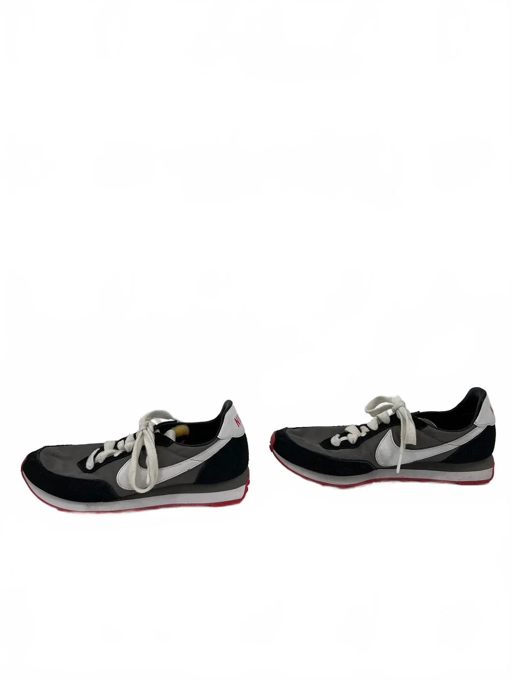 Nike Gray/Black Waffle Trainer 2 Kids Sneakers | Size 6 Boys